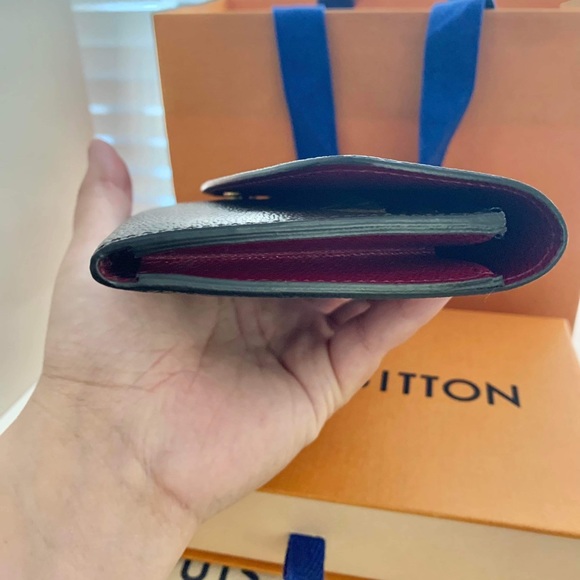 LV Emilie Wallet πΊπΊπΊ - Picture 6 of 12